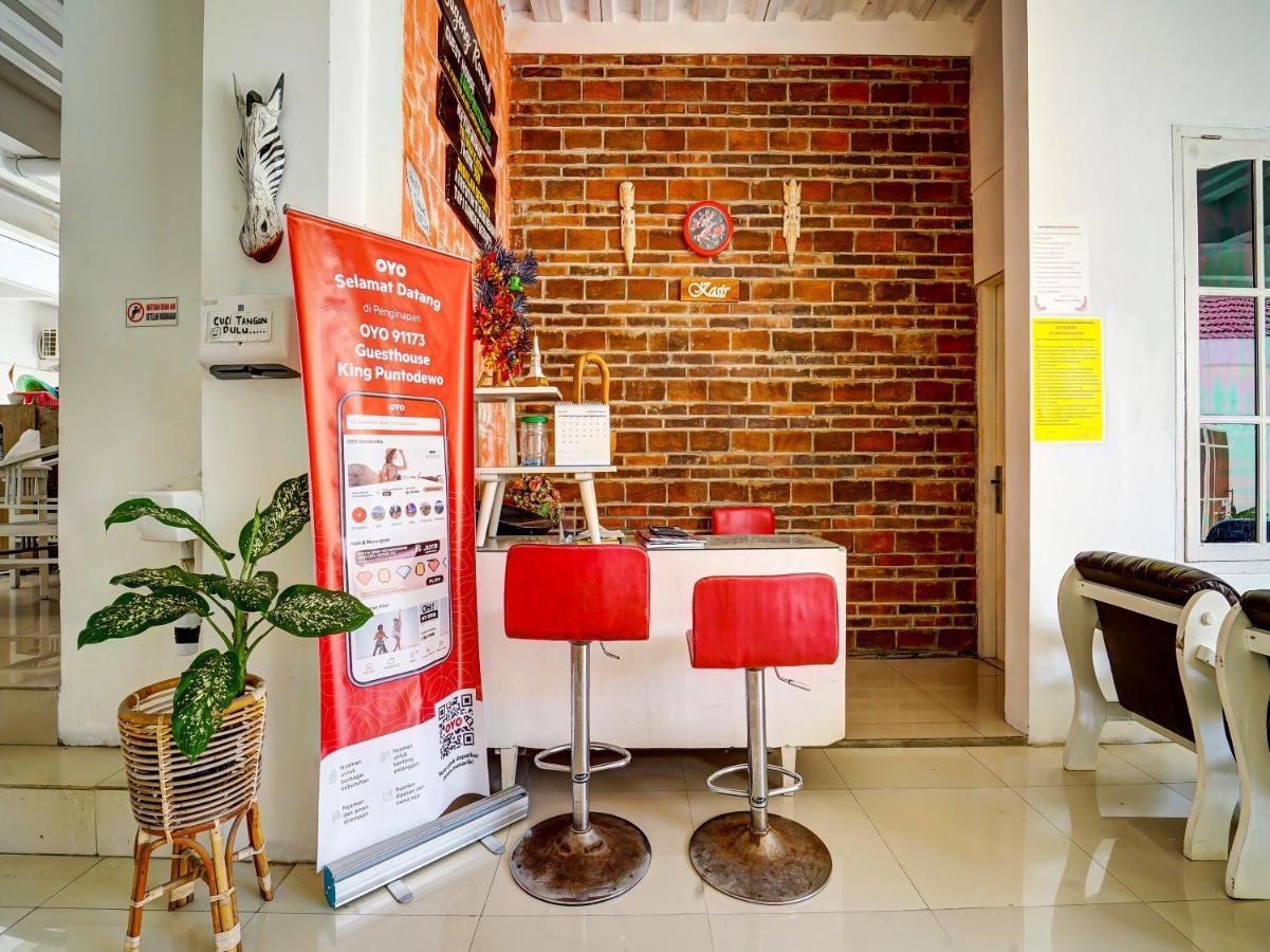 Super Oyo 91173 Guesthouse King Puntodewo Pakualaman Bagian luar foto