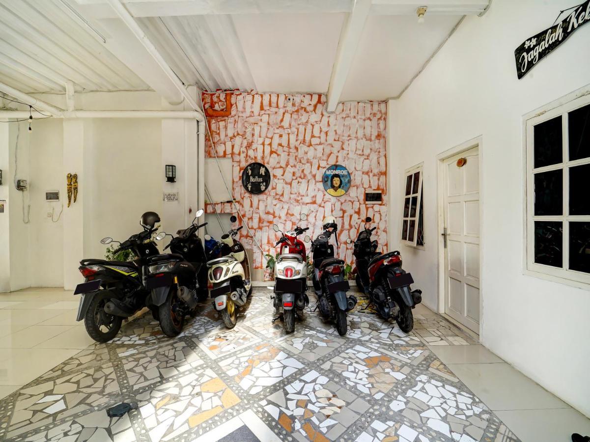 Super Oyo 91173 Guesthouse King Puntodewo Pakualaman Bagian luar foto