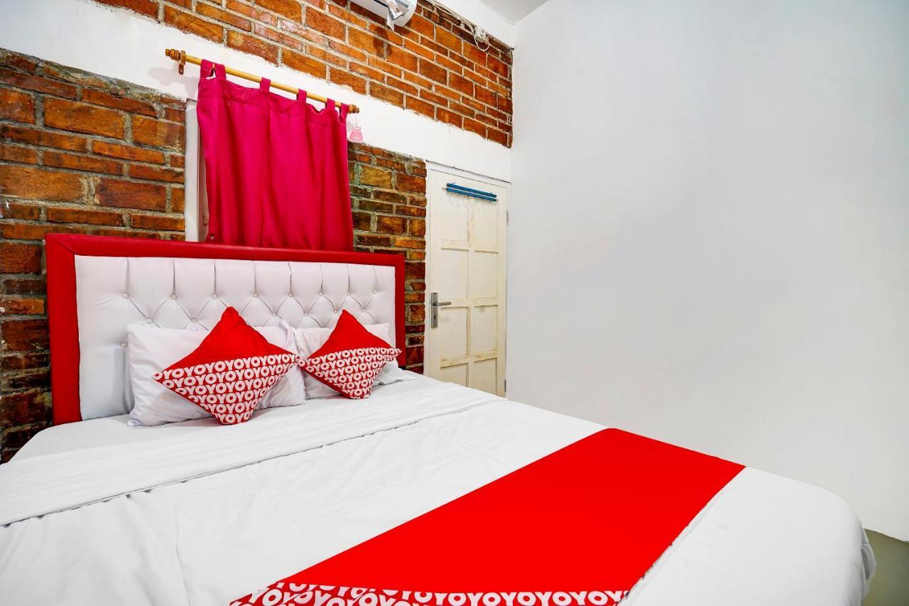 Super Oyo 91173 Guesthouse King Puntodewo Pakualaman Bagian luar foto
