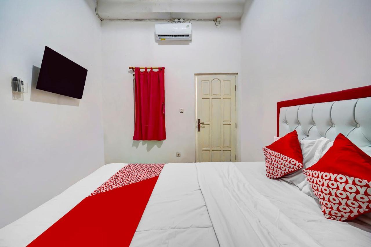 Super Oyo 91173 Guesthouse King Puntodewo Pakualaman Bagian luar foto